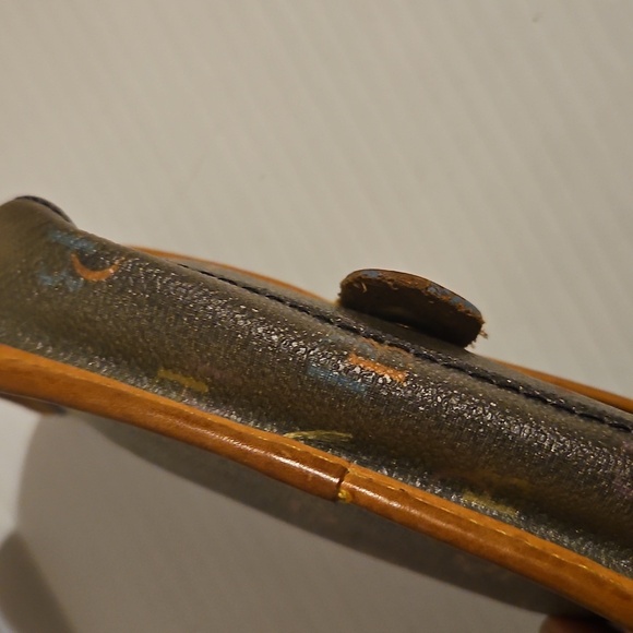 Dooney & Bourke Vintage Y2K Heart Rainbow Monogram Wristlet Clutch - Picture 4 of 8